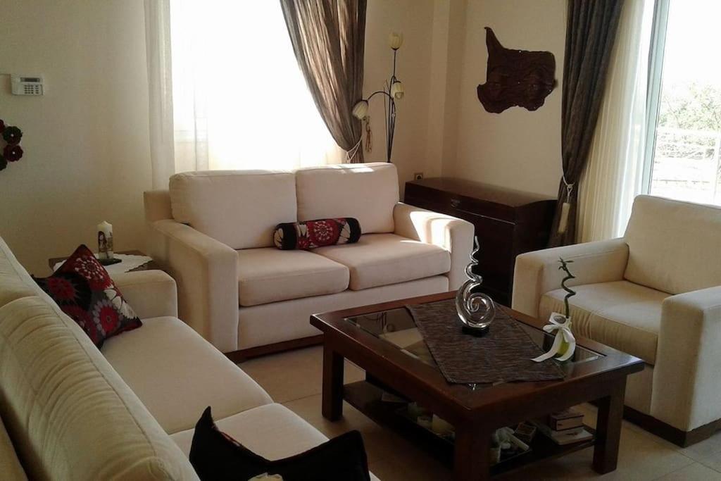 Rural 3-Bedroom House Kalamata Luaran gambar